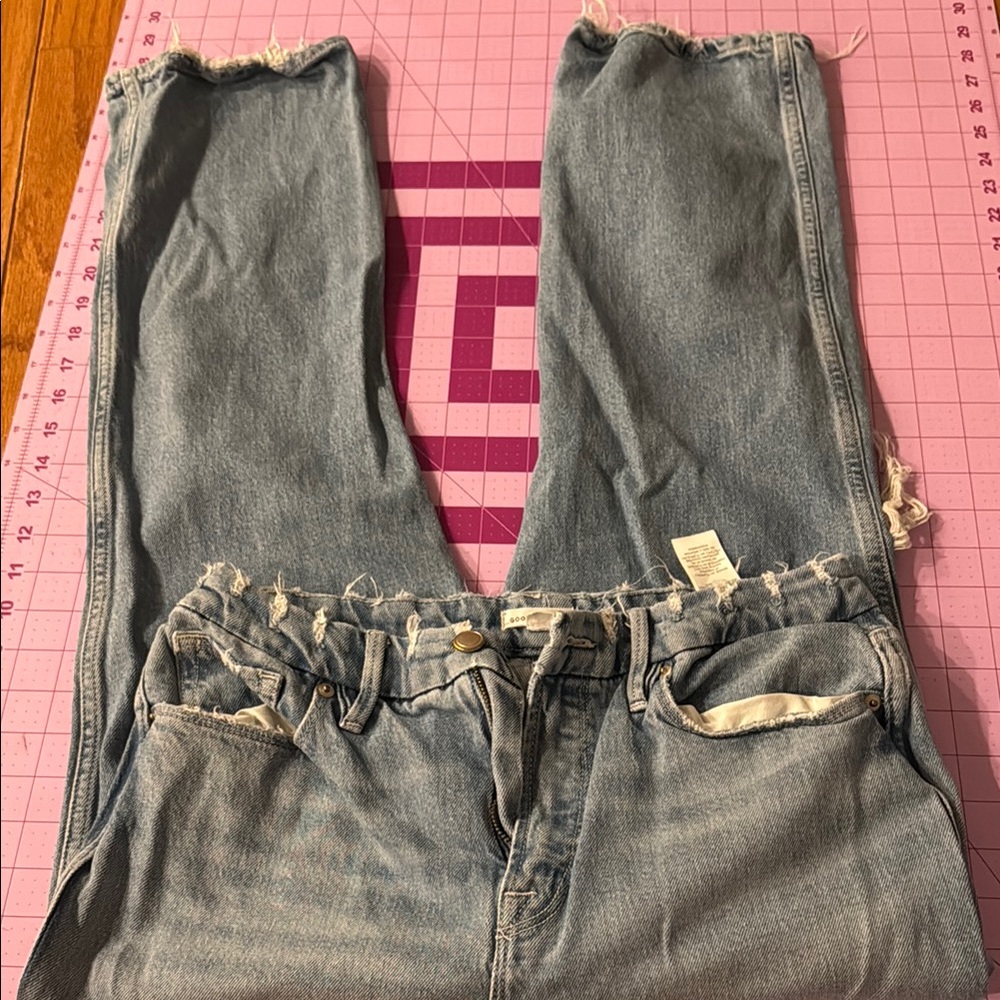 Good American Straight Leg Jeans - Light Blue